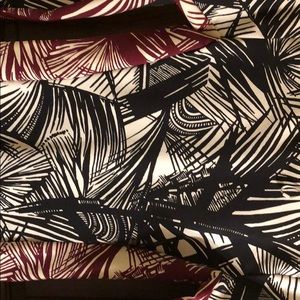 Elizabeth James dress